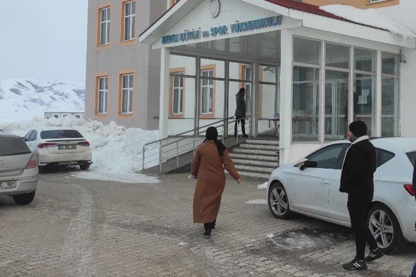 Güz Dönemi Dönem Sonu Sınavları'nın 2'nci oturumu başladı Güz Dönemi Dönem Sonu Sınavları'nın 2'nci oturumu başladı